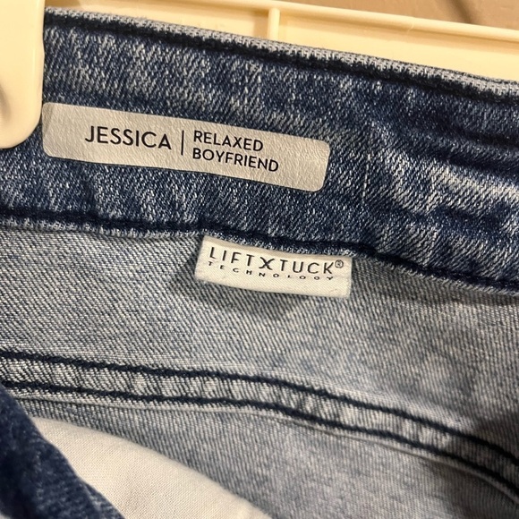 NYDJ Jessica Relaxed Boyfriend Cropped Embroidered Floral Denim Jeans Size 4 - Picture 4 of 12